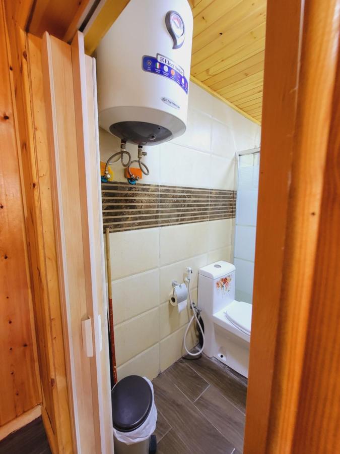 Atoom Lodge 제라시 외부 사진